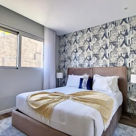 24, The Townhouse By Lovelystay * Фуншал