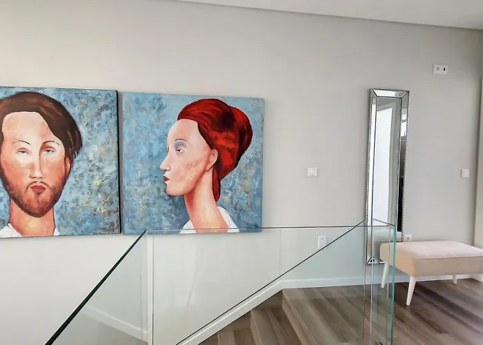 24, The Townhouse By Lovelystay