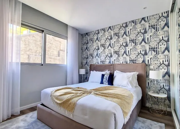 24, The Townhouse By Lovelystay * Funchal (Madeira)