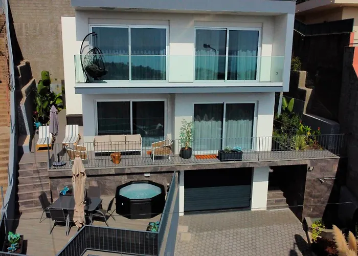 Villa 24, The Townhouse By Lovelystay Funchal (Madeira)