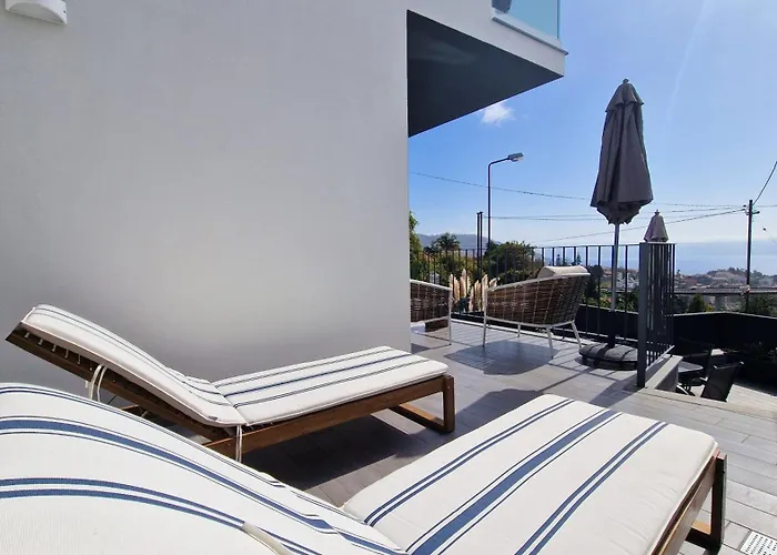 24, The Townhouse By Lovelystay *